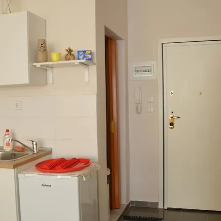 Eleni-apartments