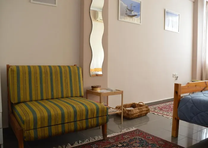 Eleni-apartments Апартаменты *